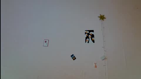 Snapshot of _kikiclark_ chatting on 5, 10, 2025 _kikiclark_ online show from 5, 10, 2025