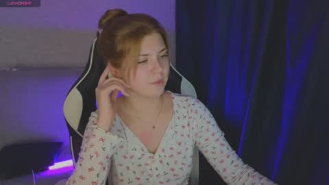 Molly   Emily online show from 15, 10, 2025