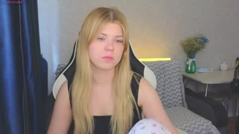 Molly   Emily online show from 26, 5, 2026