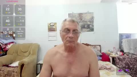 Snapshot of _lady_red_ chatting on 18, 6, 2026 Lory online show from 18, 6, 2026
