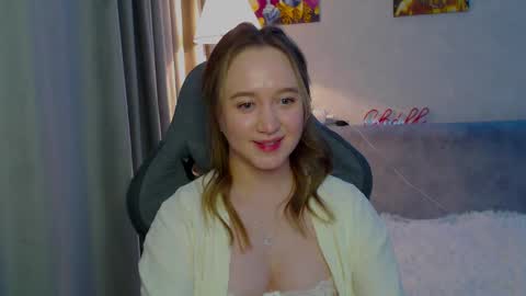 _lalune_ online show from 22, 2, 2025