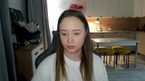 _lalune_ online show from 20, 4, 2026