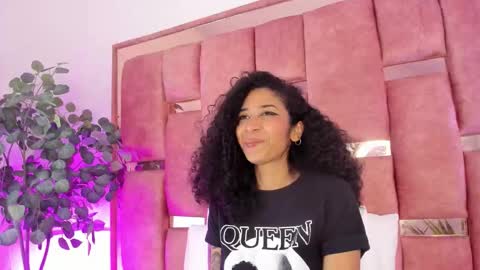 Lanna  online show from 27, 2, 2026