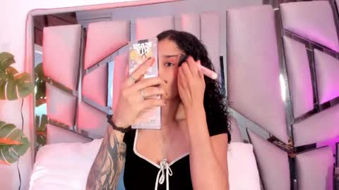 Lanna  online show from 13, 4, 2026