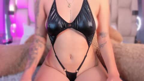     online show from 17, 9, 2025