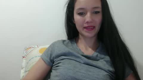 Lauren 3 online show from 11, 12, 2024