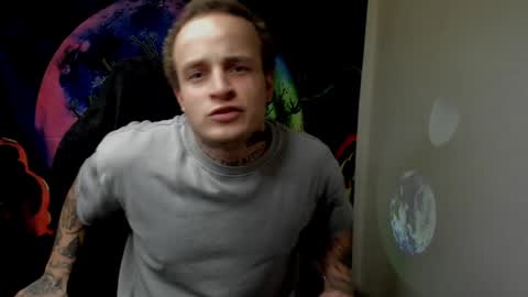 Snapshot of _layne chatting on 11, 12, 2024 Layne online show from 11, 12, 2024