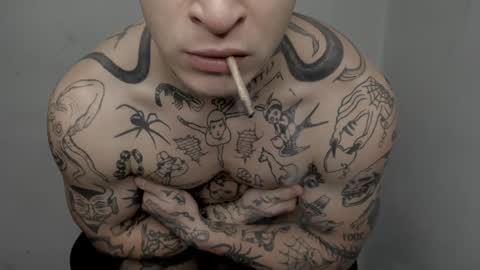 Snapshot of _layne chatting on 13, 12, 2024 Layne online show from 13, 12, 2024