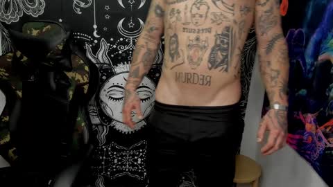 Snapshot of _layne chatting on 18, 12, 2024 Layne online show from 18, 12, 2024