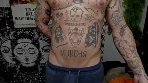 Snapshot of _layne chatting on 4, 2, 2025 Layne online show from 4, 2, 2025