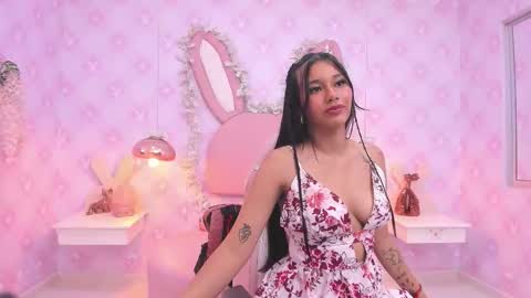  Lia Swan  online show from 9, 10, 2025