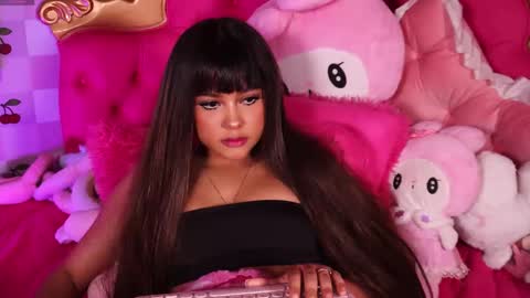 _little_glrl_ online show from 3, 3, 2026