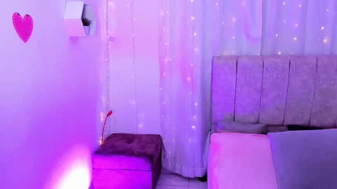 Ivy 3 online show from 20, 1, 2025