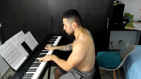 Snapshot of _logan_s chatting on 22, 12, 2025 logan online show from 22, 12, 2025