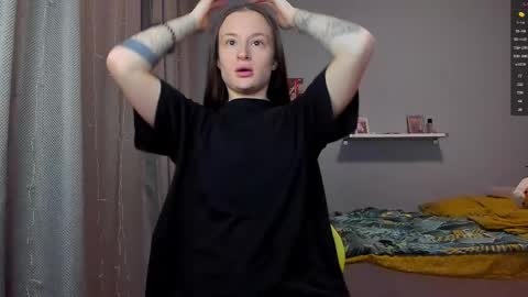 Snapshot of _lorra chatting on 13, 2, 2025 _lorra online show from 13, 2, 2025