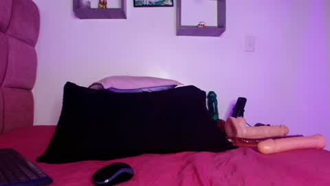 Lorrayne online show from 22, 1, 2025