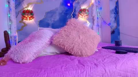 Lorrayne online show from 5, 12, 2025