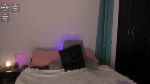   online show from 28, 3, 2026