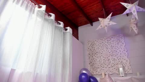  Luna  online show from 7, 2, 2025