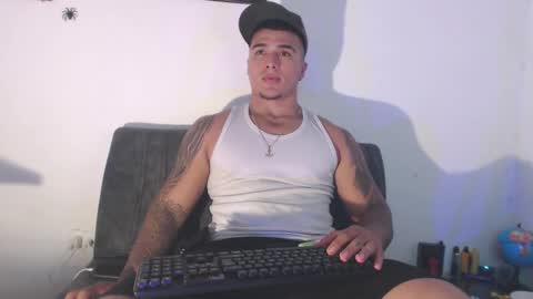 Snapshot of _luxury_23 chatting on 14, 2, 2025 STIVEN online show from 14, 2, 2025