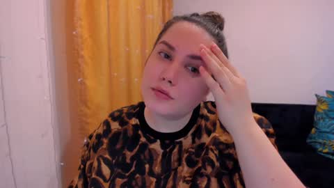 Snapshot of _madalexa_ chatting on 4, 2, 2025 Alexa online show from 4, 2, 2025