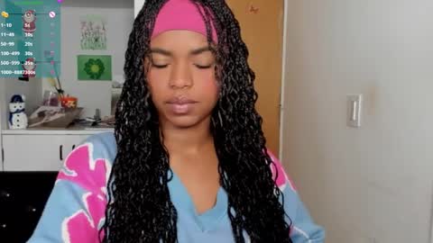 Snapshot of _marcela_22 chatting on 17, 12, 2024 MARCELA online show from 17, 12, 2024