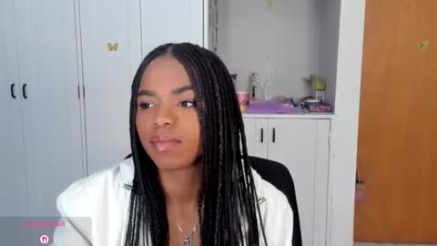 Snapshot of _marcela_22 chatting on 28, 9, 2025 MARCELA online show from 28, 9, 2025