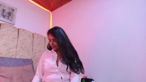 _marcela__ online show from 25, 4, 2026