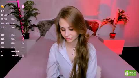 Snapshot of _mari_clark chatting on 15, 9, 2025 Eva online show from 15, 9, 2025