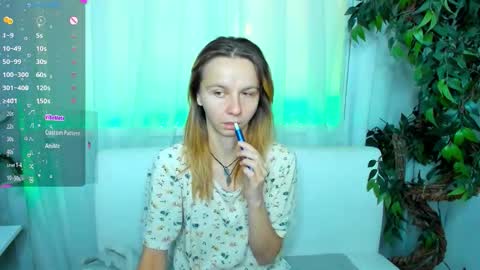 Scarlett online show from 21, 9, 2025