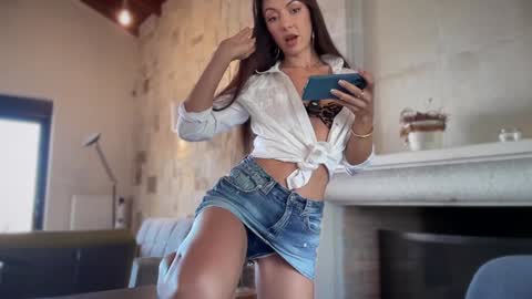 Marie -   -25 discount online show from 1, 10, 2025