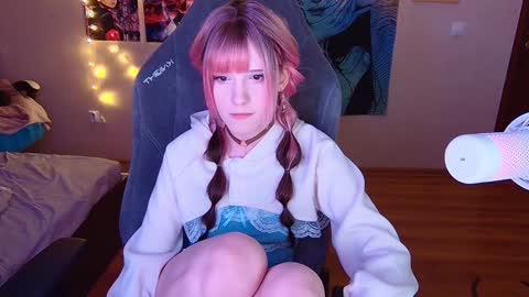 Snapshot of _mariko_ chatting on 2, 1, 2025 Mariko online show from 2, 1, 2025