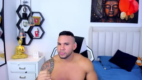 _matthew_santos_ online show from 18, 12, 2025