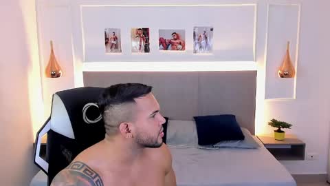 Snapshot of _matthew_santos_ chatting on 17, 5, 2026 _matthew_santos_ online show from 17, 5, 2026