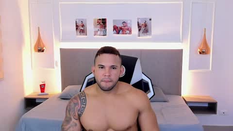_matthew_santos_ online show from 4, 7, 2026