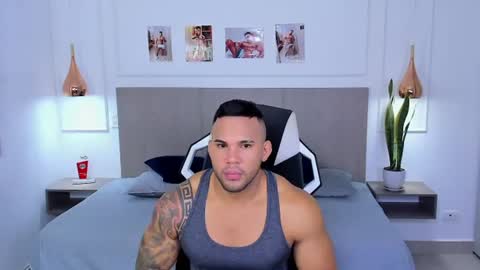 _matthew_santos_ online show from 10, 7, 2026