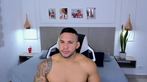 _matthew_santos_ online show from 12, 7, 2026