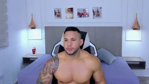 _matthew_santos_ online show from 5, 8, 2026
