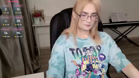 _meow_neko_ online show from 22, 6, 2026