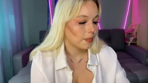 Snapshot of _mia_mason_ chatting on 28, 6, 2026 Mia Mason online show from 28, 6, 2026