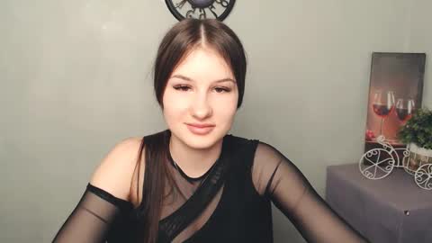 Snapshot of _miaangel_ chatting on 10, 3, 2025 Mia online show from 10, 3, 2025