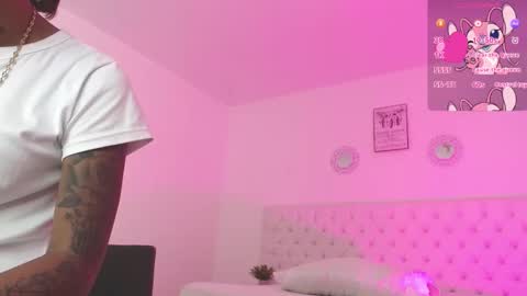 Paula online show from 9, 9, 2025