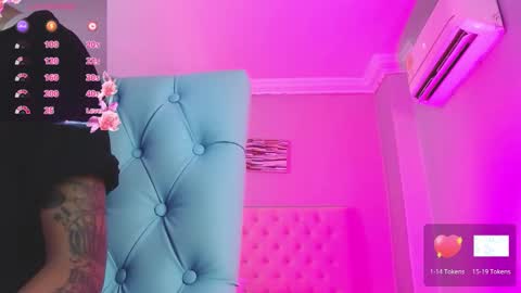 Paula online show from 4, 12, 2025