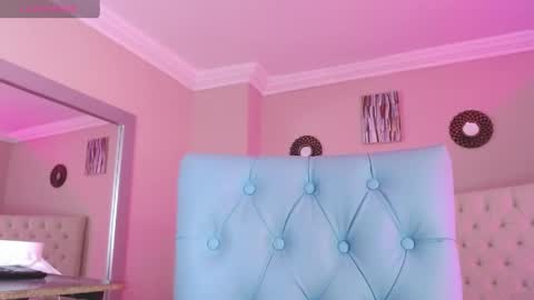 Paula online show from 27, 4, 2026