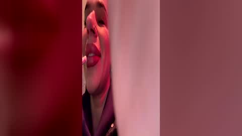 Snapshot of _milagoddess chatting on 13, 6, 2026 AstrideVonTeese online show from 13, 6, 2026