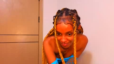 Mimi online show from 25, 4, 2026