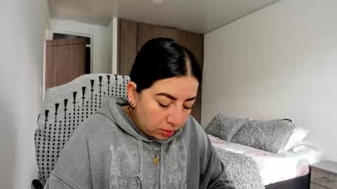 _miss_coco_ online show from 26, 2, 2026