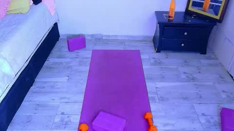 karoline uwu online show from 19, 9, 2025