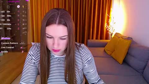 Mia online show from 4, 3, 2025