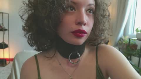 Mara Independent model online show from 22, 3, 2026